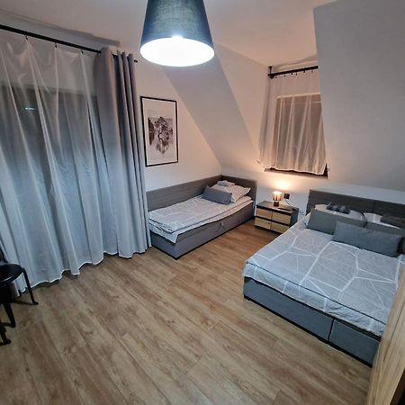 Male Ciche 36J Przy Ostrewkach, Widok Na Gory, Blisko Do Wyciagu Narciarskiego, Idealne Miejsce Na Wypad W Gory -Tarasowka-Zgorzelisko-Rusinowa Polana-Gesia Szyja-Palenica-Wiktorowki-Morskie Oko Murzasichle Luaran gambar